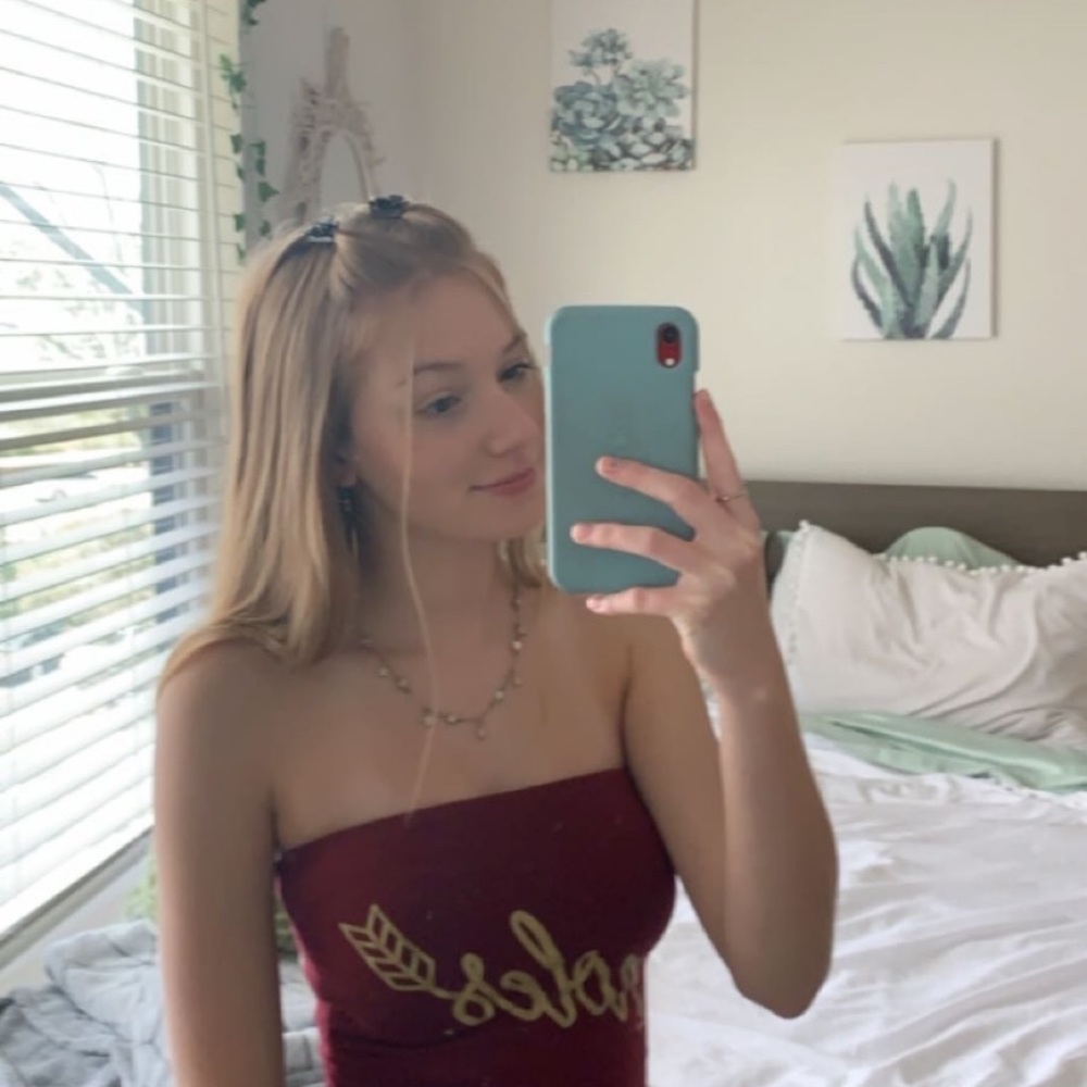 Meet your Posher, Ashlee